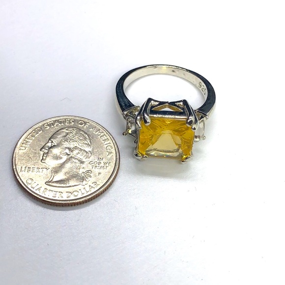 Youthful Yellow Cubic Zirconia Ladies Cocktail Ring - Picture 7 of 8